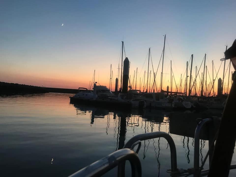 ホテル Havre De Paix ル・アーヴル エクステリア 写真